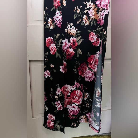 Floral Dress - Picture 2 of 6